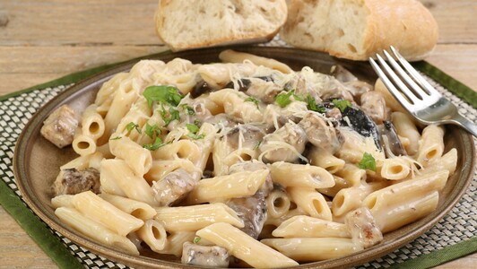 Cheese Chicken & Mushroom Pasta - Best Takeaway Delivery in Dalston E8