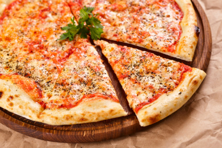 Cheese & Tomato - Pizza Delivery in Under The Wood CT3