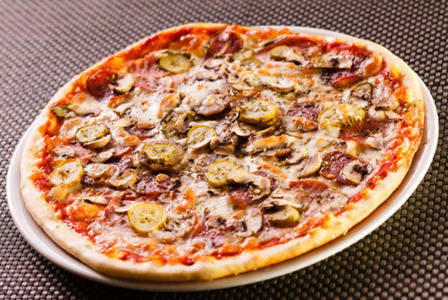 Beef Feast - Best Pizza Collection in Highstead CT3
