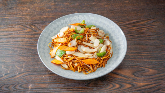 Mixed Vegetable Chow Mein 🍃 - Halal Chinese Delivery in Langley End SG4