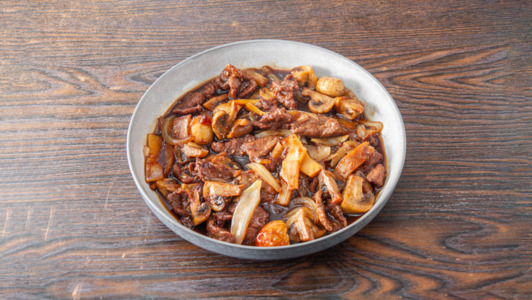 Beef with Mushrooms - Chinese Delivery in Wigmore LU2