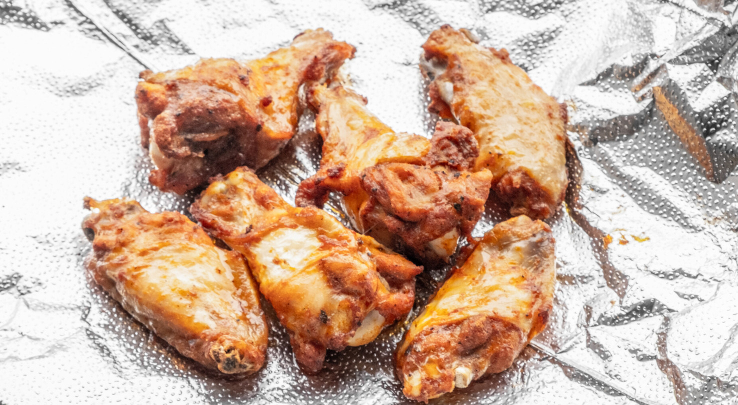 6 Plain Wings - Number 1 Collection in Berrylands KT5