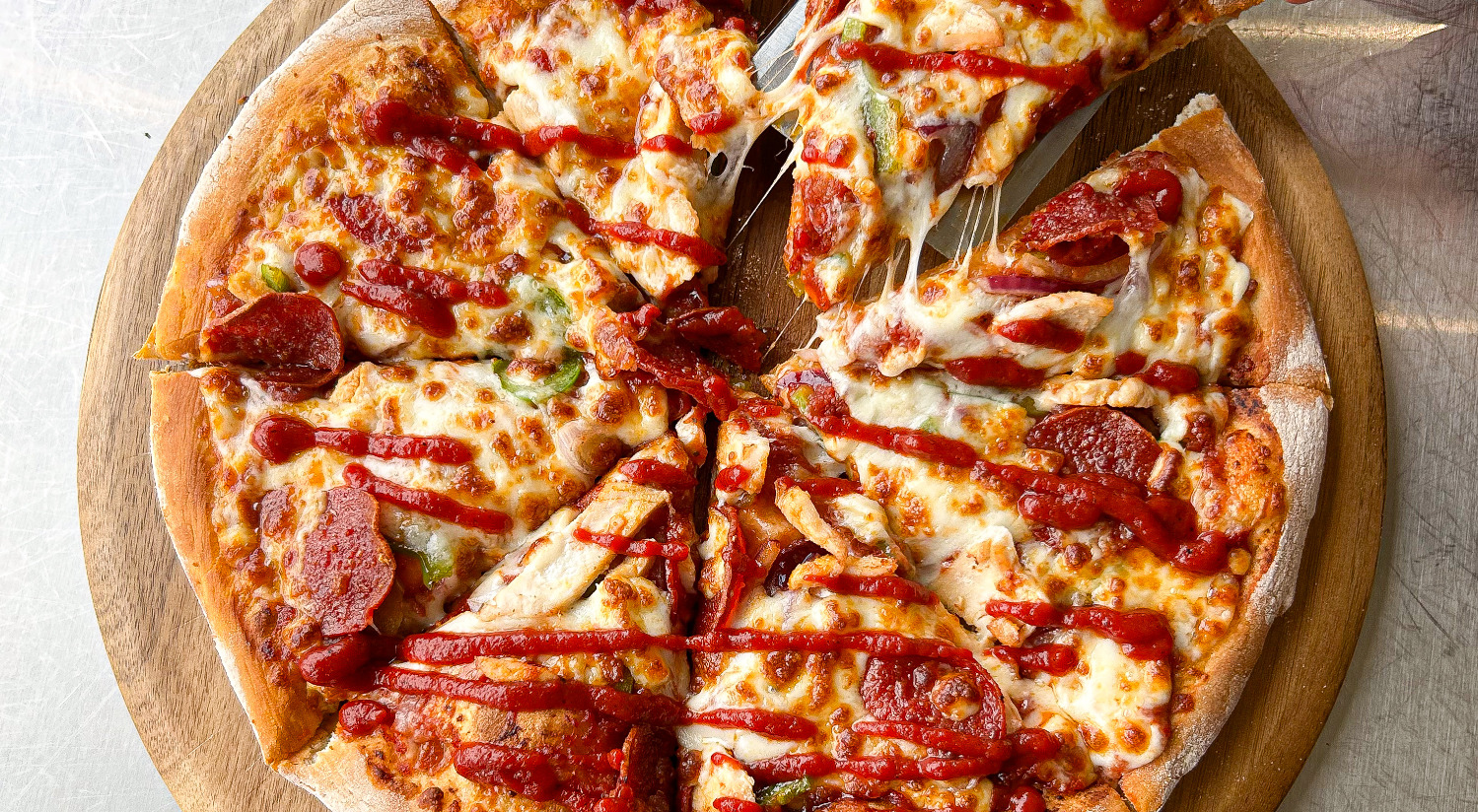 Sriracha Smile - Local Pizza Delivery in Barkingside IG6