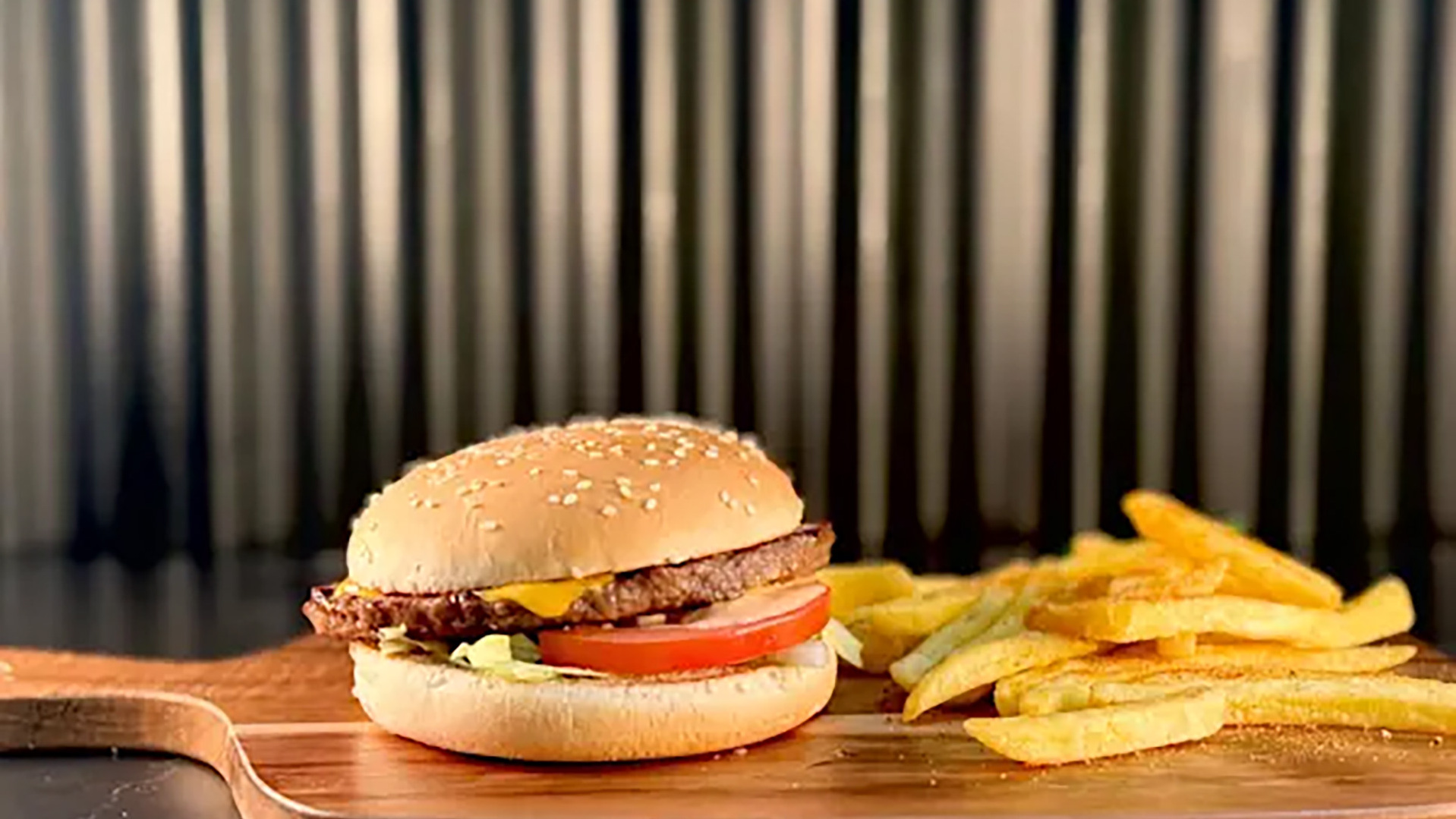 Quarter Pounder - Kebab Delivery in Welham Green AL9