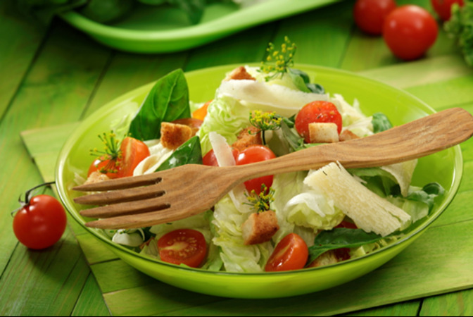 Fresh Green Salad - Burger Delivery in Longthorpe PE3